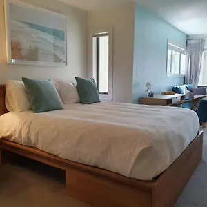  Apartment Peaceful Mount Moments To & Downtown